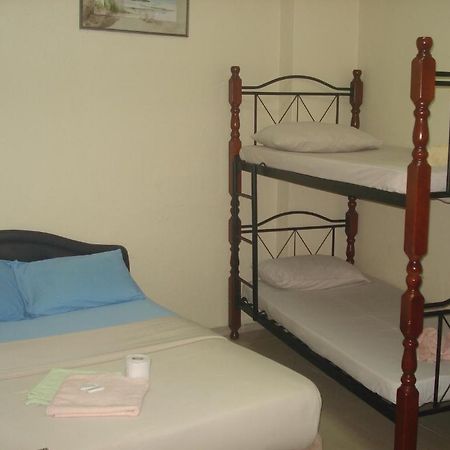 Casavilla Travellers Lodge Kuala Lumpur Pokój zdjęcie